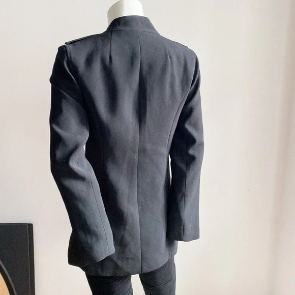 ITEM Lookbook Black Unique Asymmetrical Closure Fitted Blazer 2/4 - Picture 6 of 8